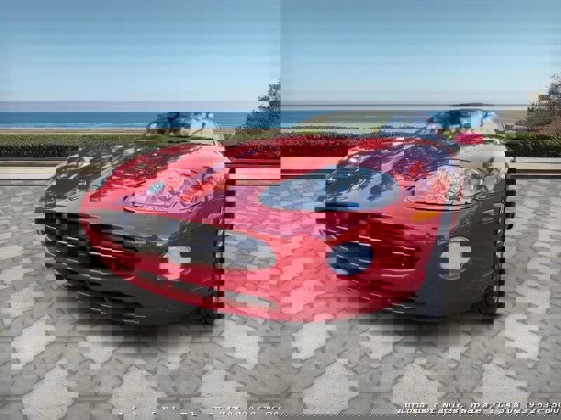 Used 2005 Jaguar XK8 Convertible image 12