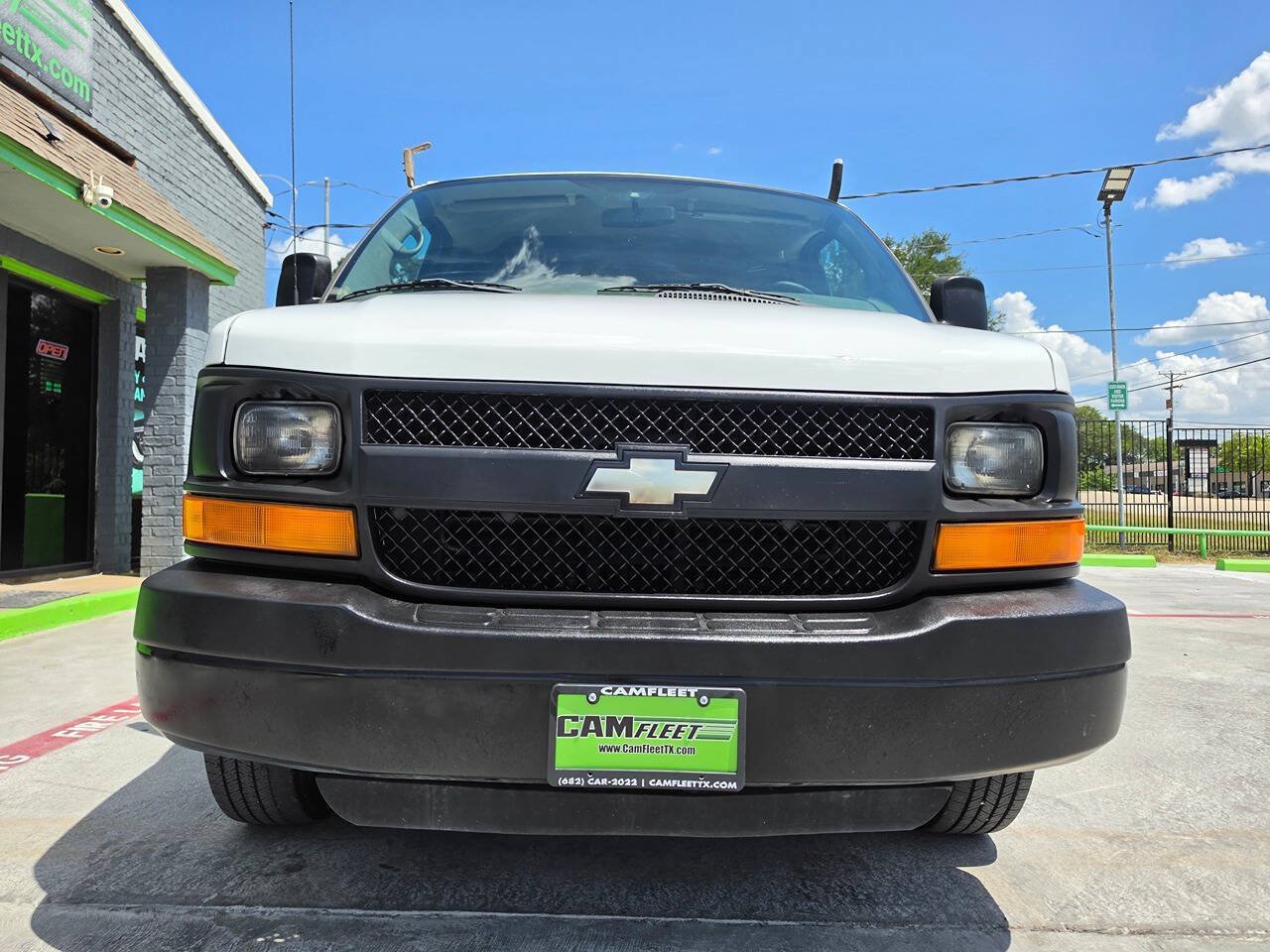 Used 2012 Chevrolet Express 2500 w/ Cold Climate Package RWD image 8