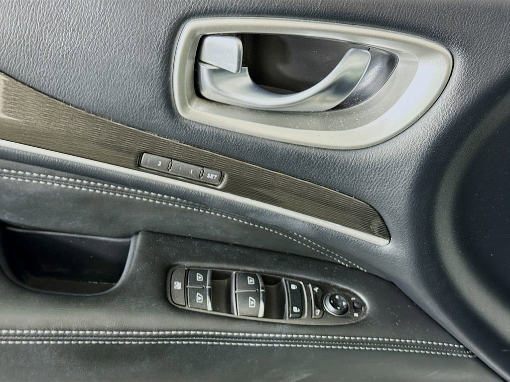 Used 2019 INFINITI QX60 Luxe w/ Essential Package image 25