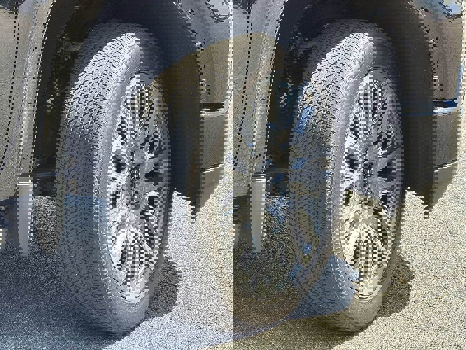 Used 2025 GMC Sierra 1500 Denali Ultimate image 20