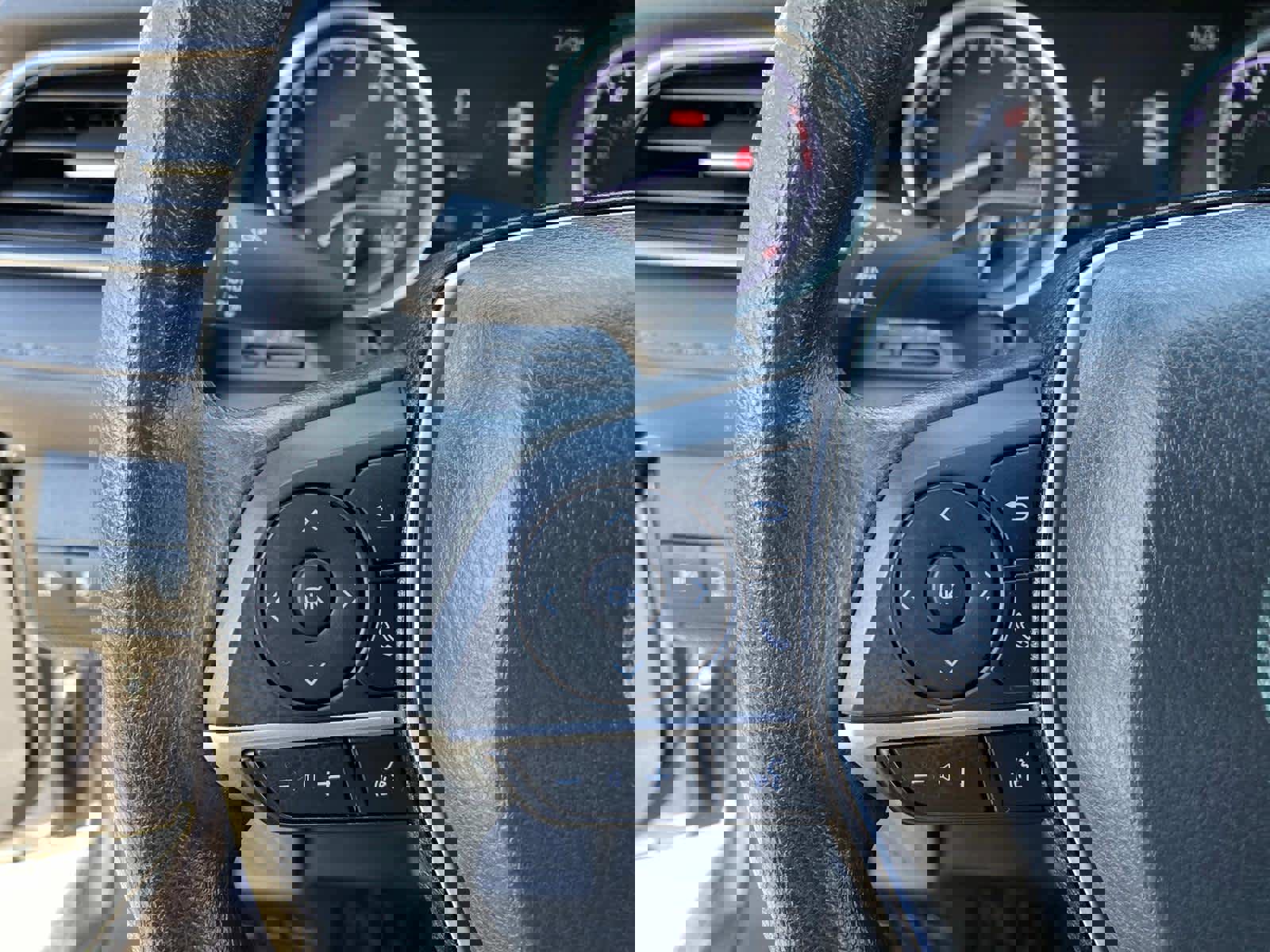 Used 2023 Toyota Camry LE image 15