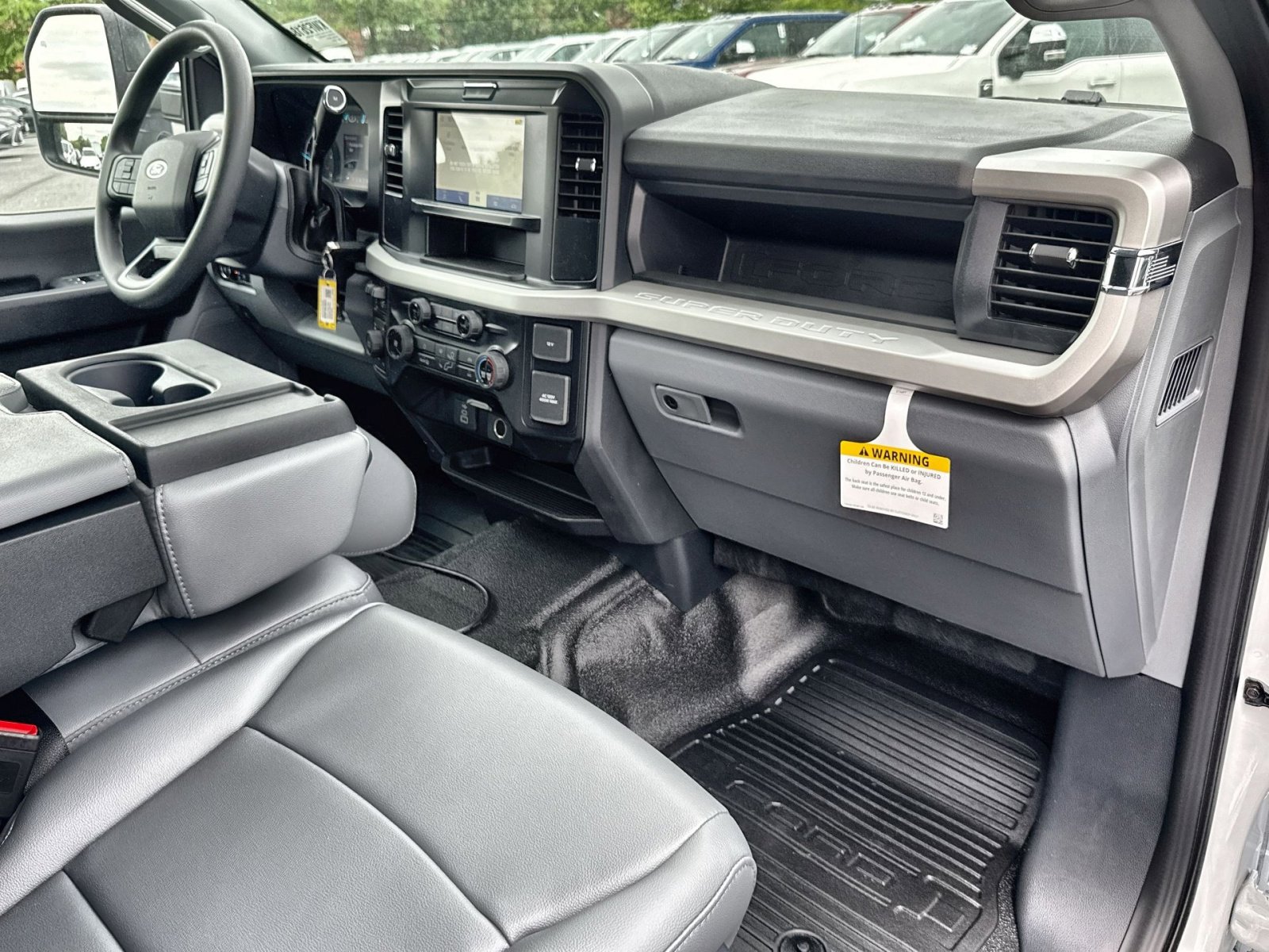 New 2026 Ford F550 4x4 Crew Cab image 31