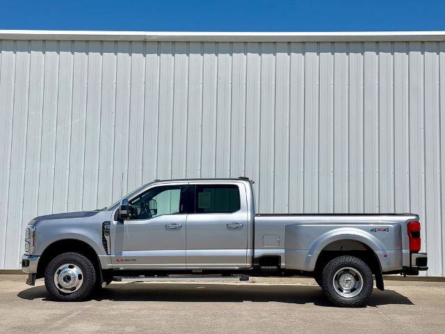 Certified 2024 Ford F350 Lariat w/ Chrome Package image 3