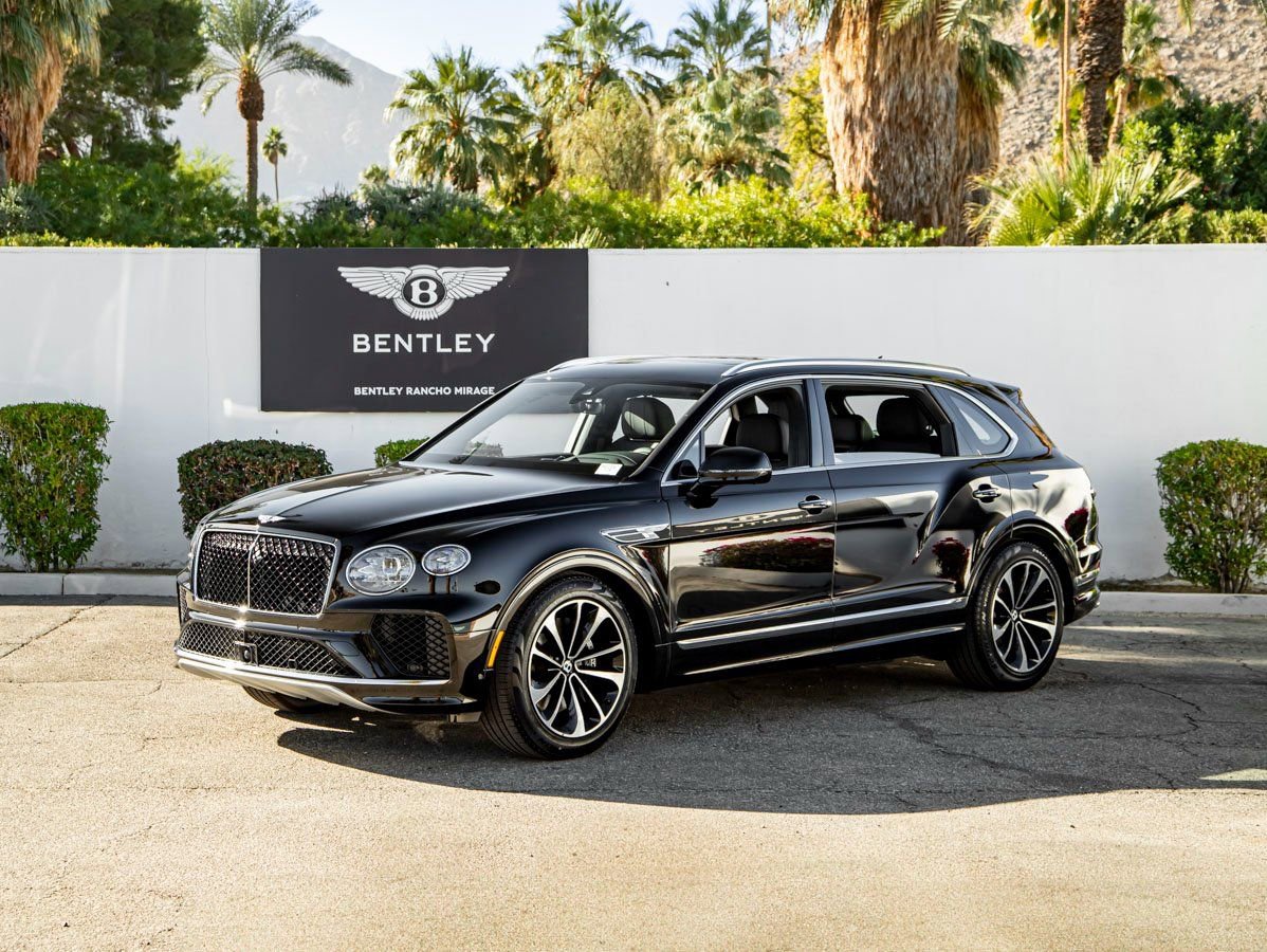 Used 2024 Bentley Bentayga Extended Wheelbase AWD/4WD image 5