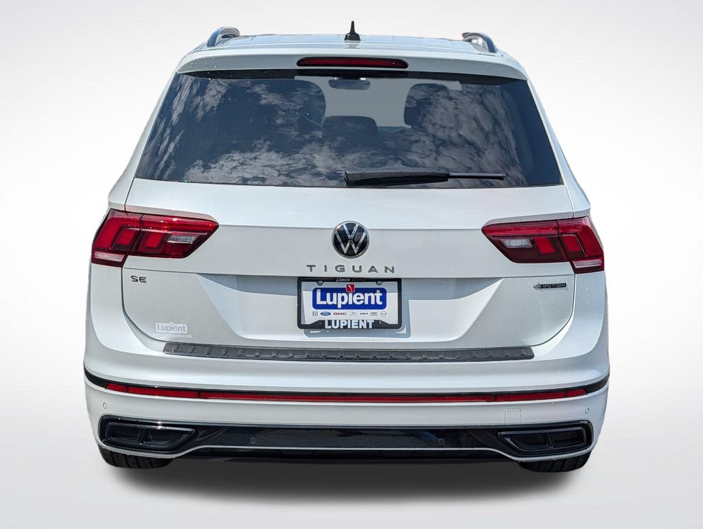 Used 2023 Volkswagen Tiguan SE R-Line AWD/4WD image 5