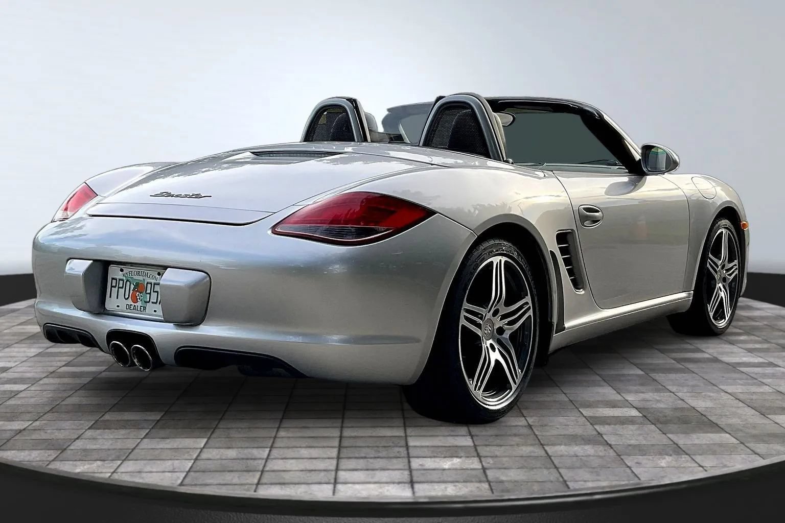 Used 2011 Porsche Boxster RWD image 6
