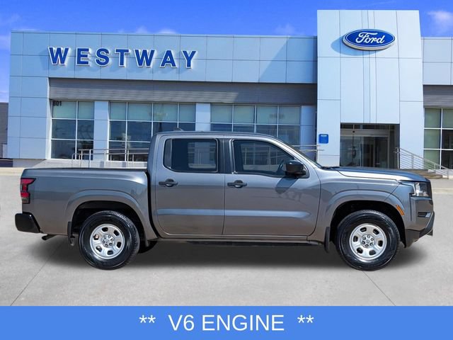 Used 2022 Nissan Frontier S w/ Technology Package RWD image 2