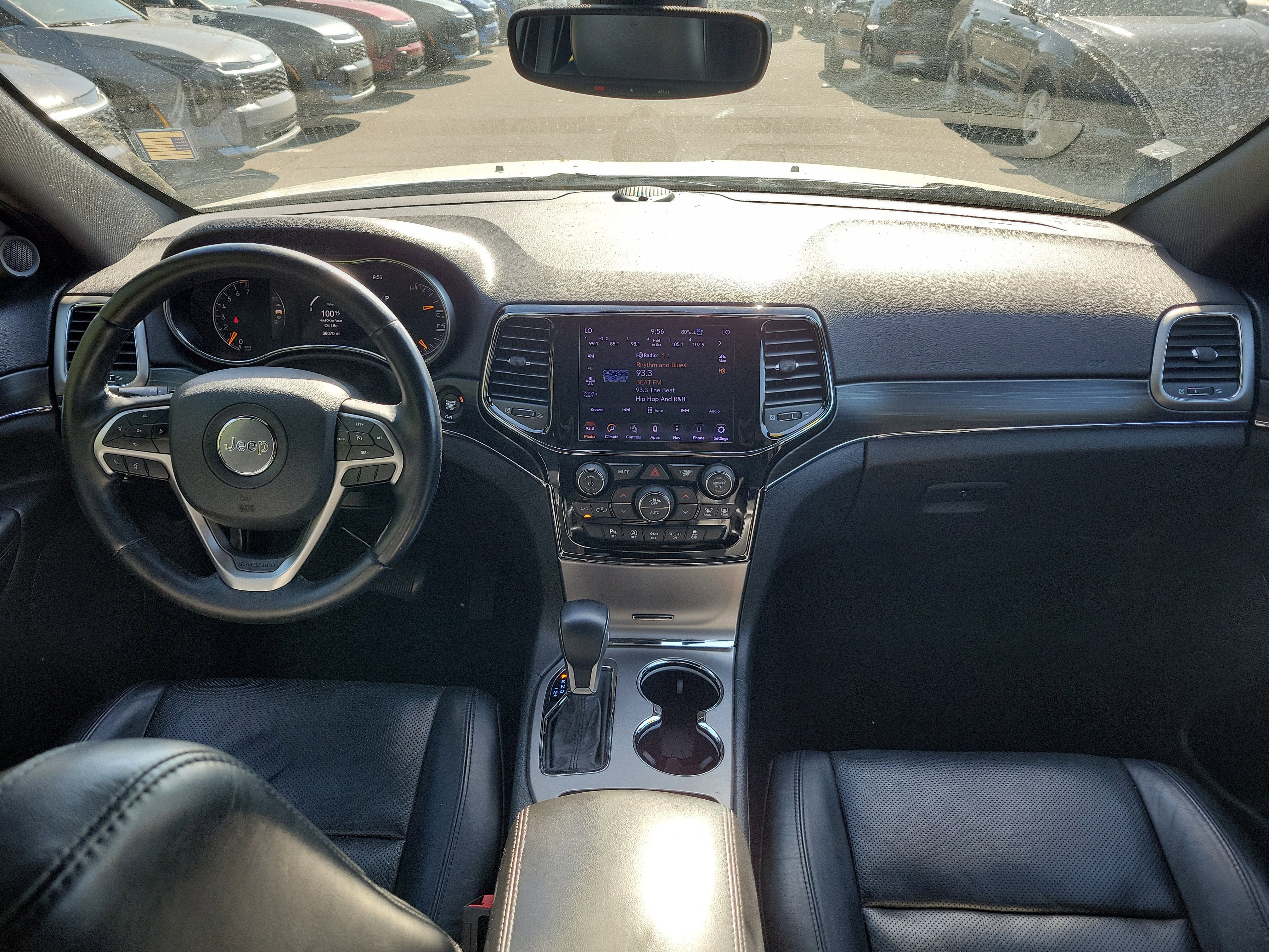 Used 2020 Jeep Grand Cherokee Limited w/ Luxury Group II image 18