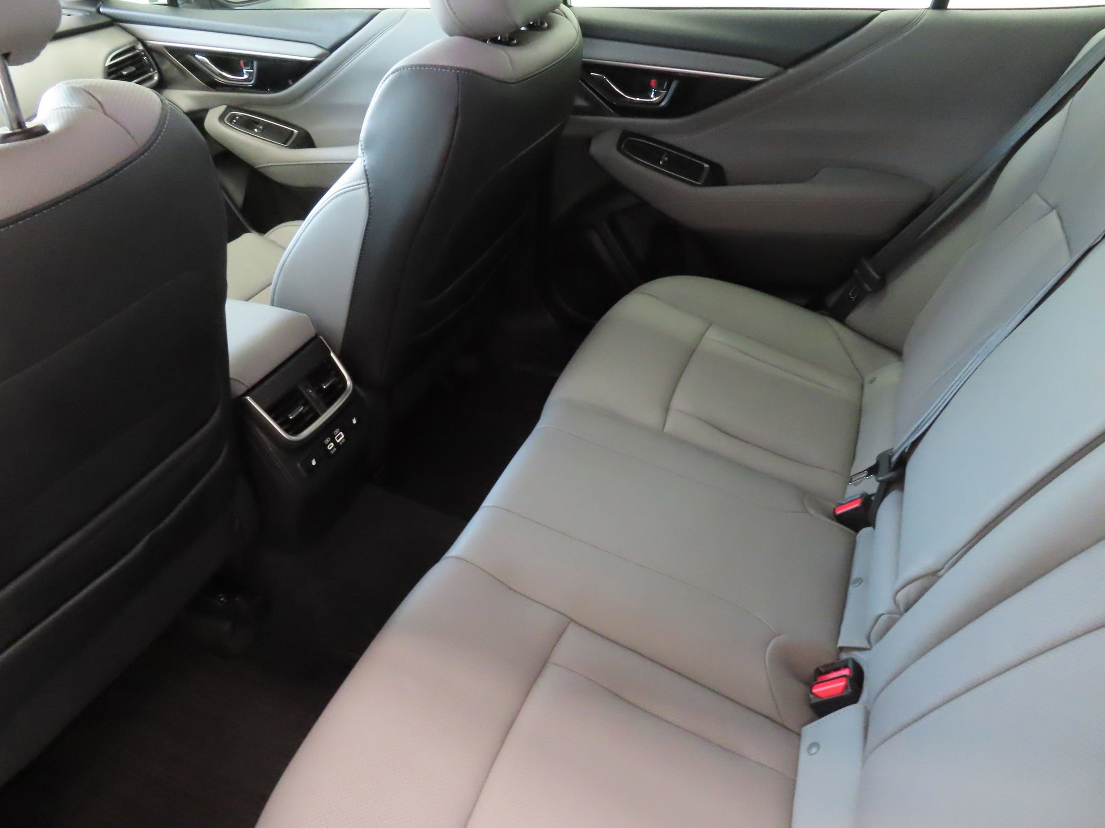 Certified 2025 Subaru Legacy Limited image 25