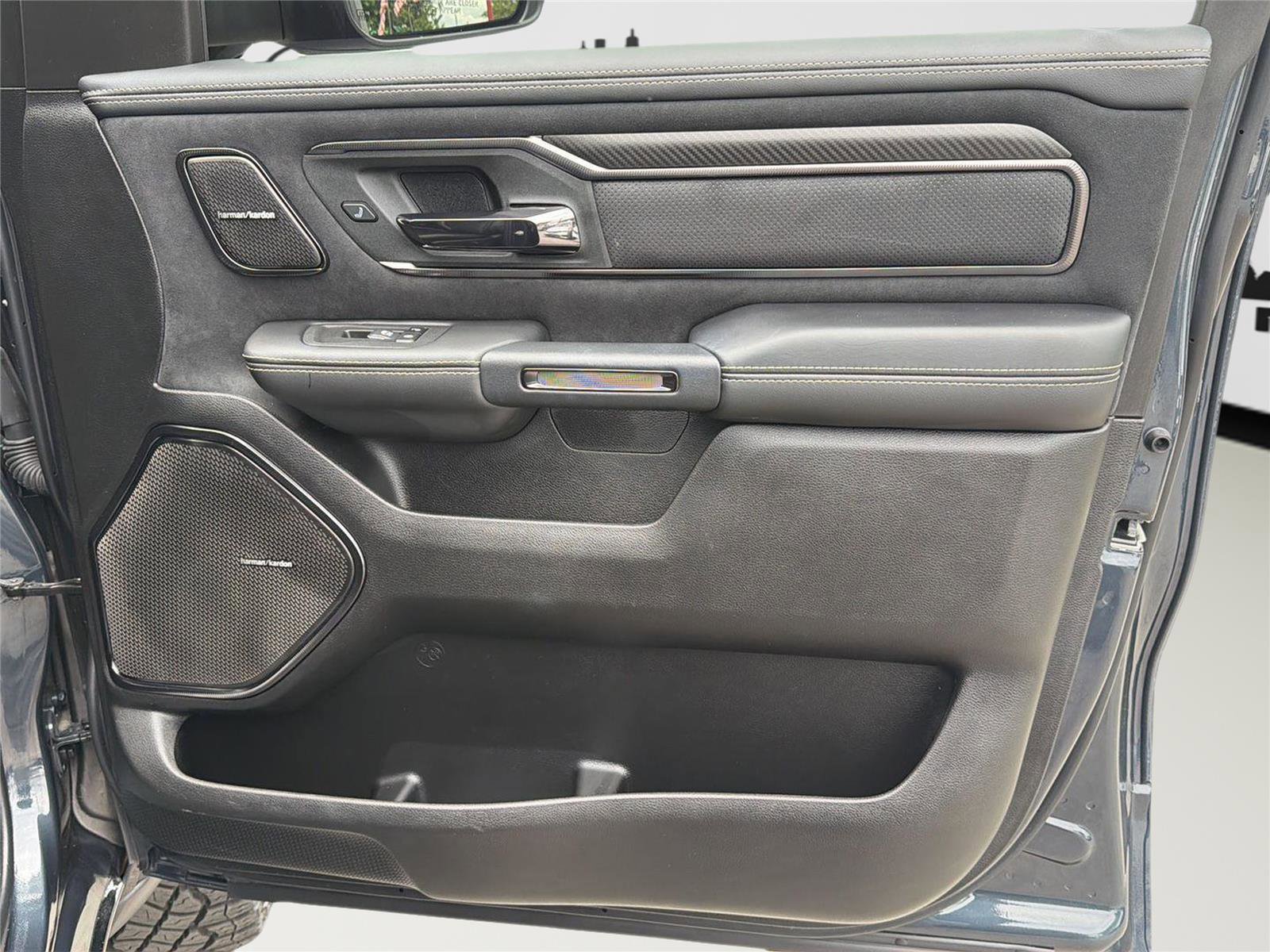 Used 2025 RAM 1500 RHO w/ RHO Level 1 Equipment Group AWD/4WD image 38