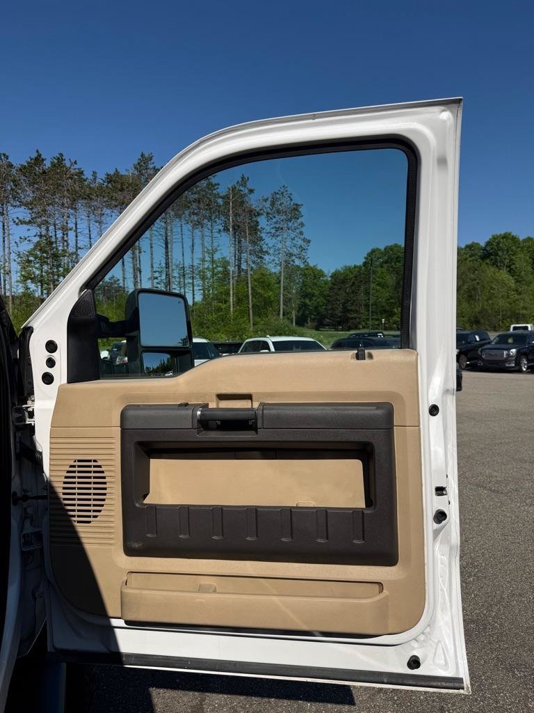 Used 2011 Ford F350 Lariat w/ Lariat Ultimate Pkg AWD/4WD image 18
