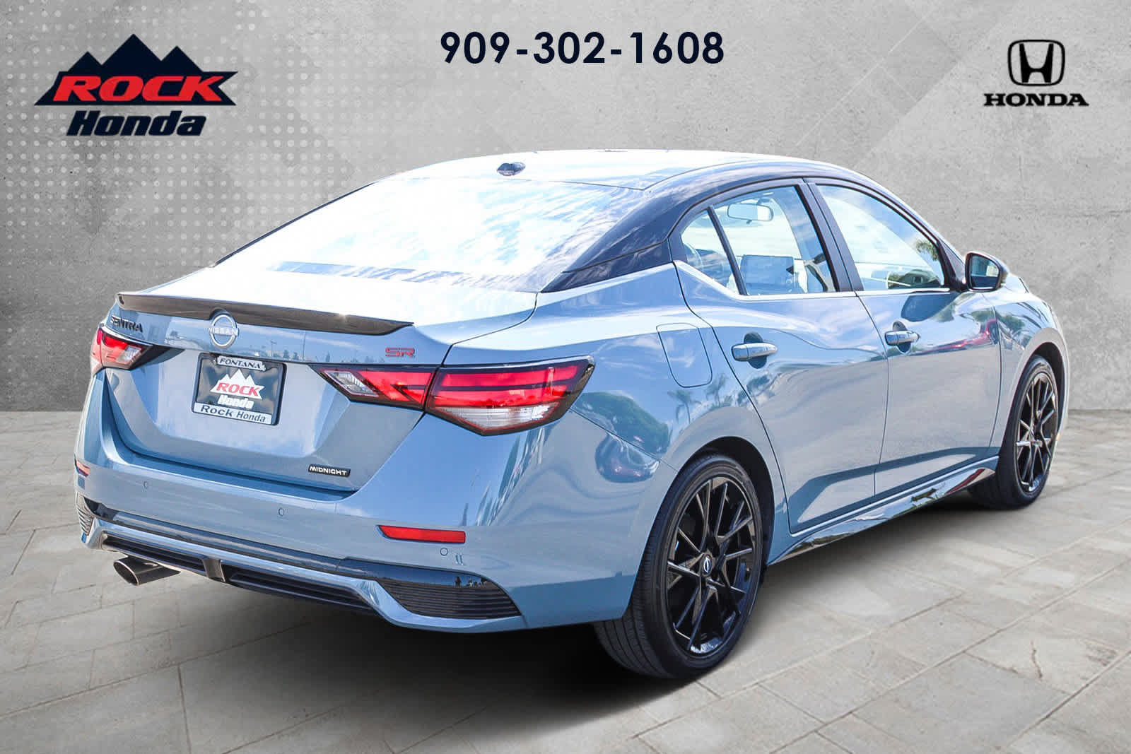 Used 2025 Nissan Sentra SR w/ Midnight Edition FWD image 6