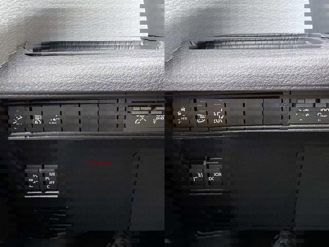 New 2026 Toyota Sienna XLE image 14