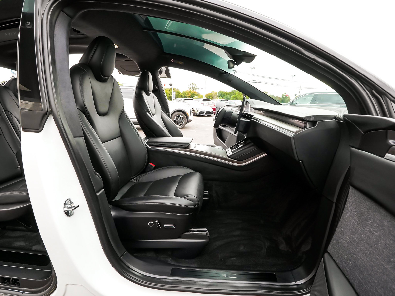 Used 2023 Tesla Model X AWD/4WD image 41