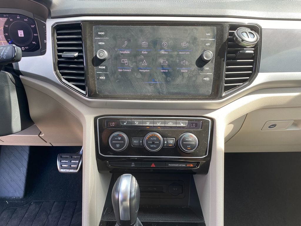 Used 2022 Volkswagen Atlas SEL R-Line image 20