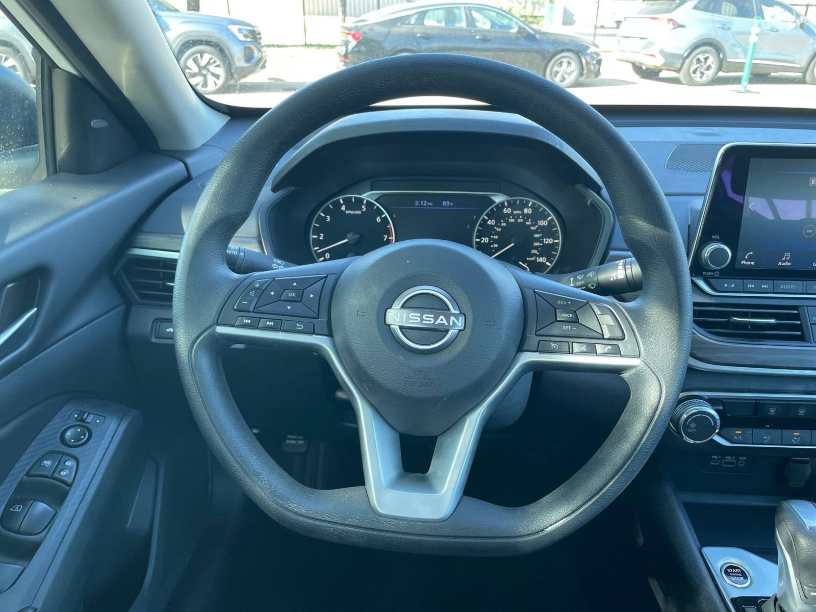 Used 2025 Nissan Altima 2.5 SV image 31