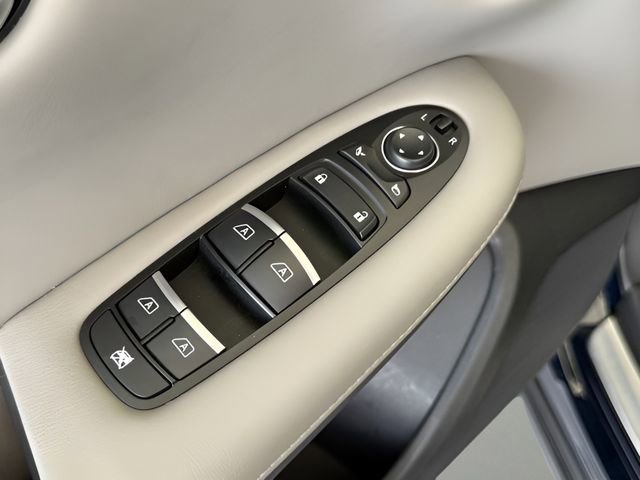 Used 2024 INFINITI QX50 Luxe image 16