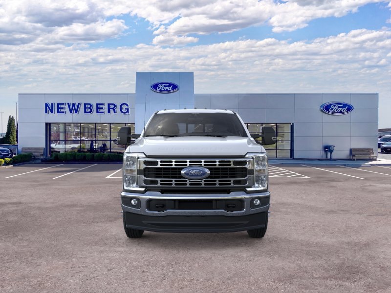 New 2026 Ford F350 XL w/ XL Chrome Package AWD/4WD image 2