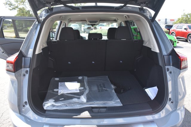 New 2026 Nissan Rogue SV FWD image 16