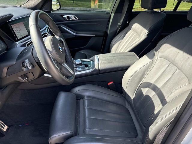 Used 2022 BMW X5 M50i w/ Executive Package AWD/4WD image 11