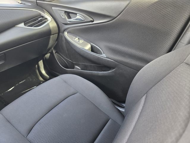 Used 2020 Chevrolet Malibu LS image 16