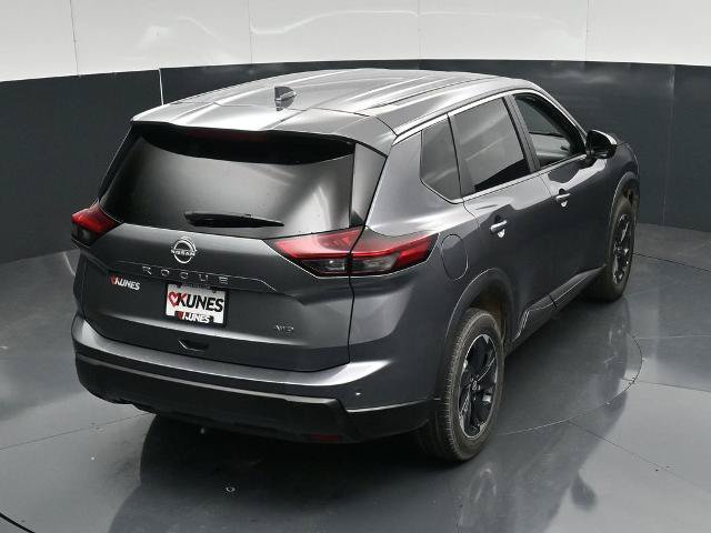 Used 2025 Nissan Rogue SV AWD/4WD image 34