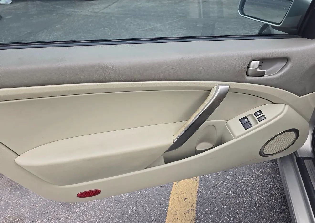 Used 2003 INFINITI G35 Coupe w/ Premium Pkg RWD image 4