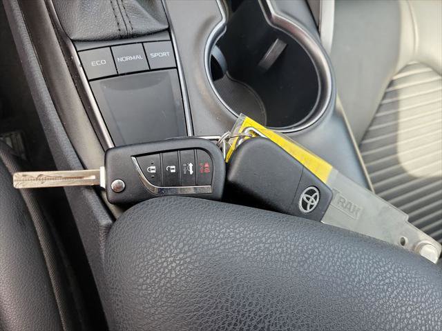 Certified 2024 Toyota Camry SE FWD image 37
