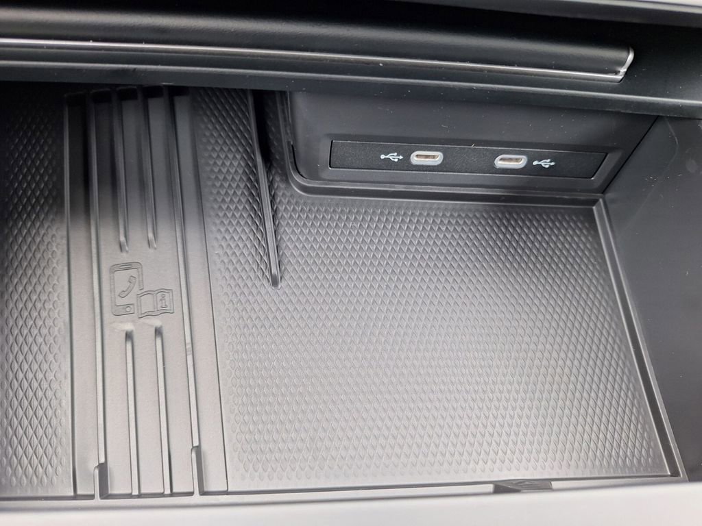 New 2026 Volkswagen Atlas SE image 16