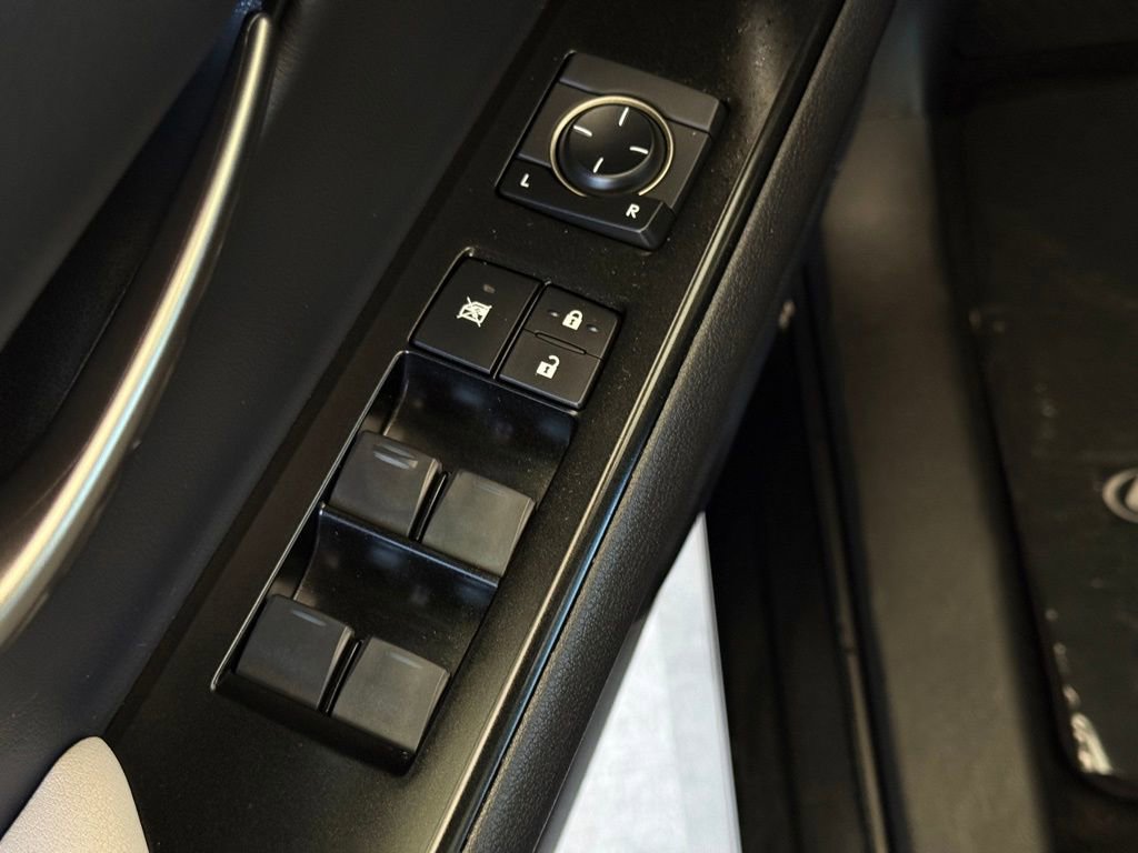 Certified 2024 Lexus UX 250h FWD image 28