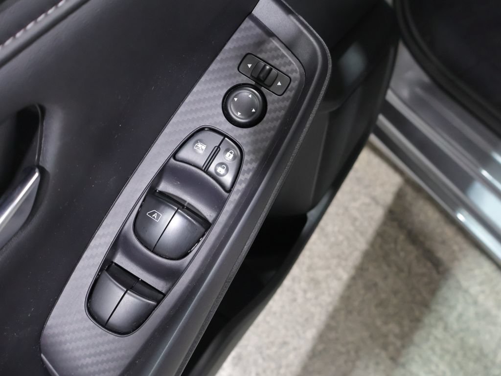 Used 2023 Nissan Sentra SV FWD image 14