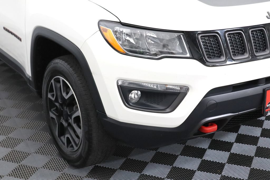 Used 2019 Jeep Compass Trailhawk AWD/4WD image 9