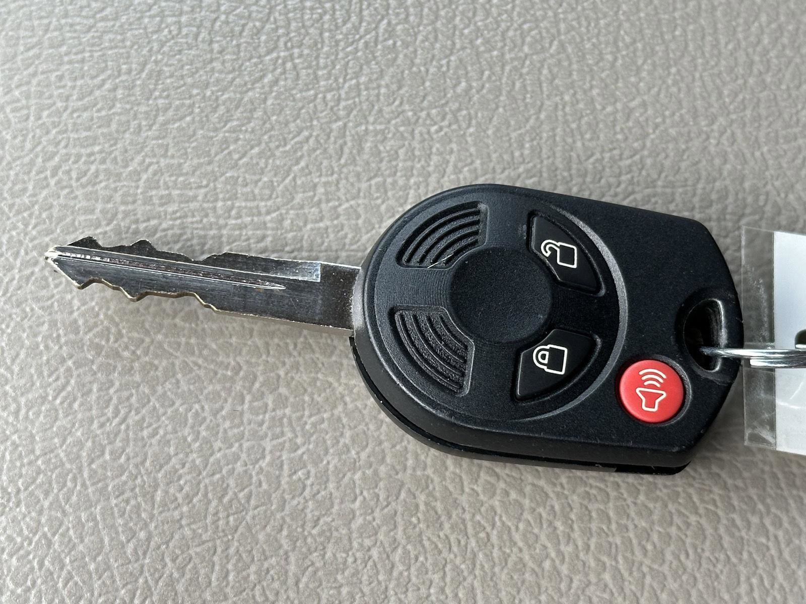 Used 2011 Ford Flex SE w/ Trailer Tow Pkg Class III image 14