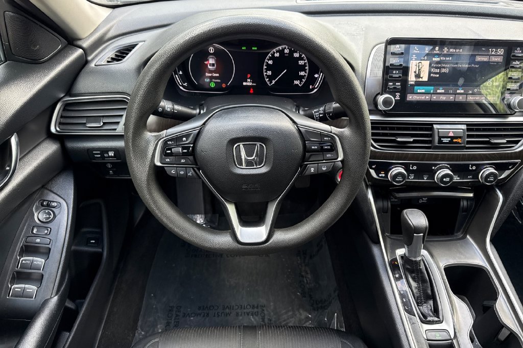 Used 2018 Honda Accord EX image 11