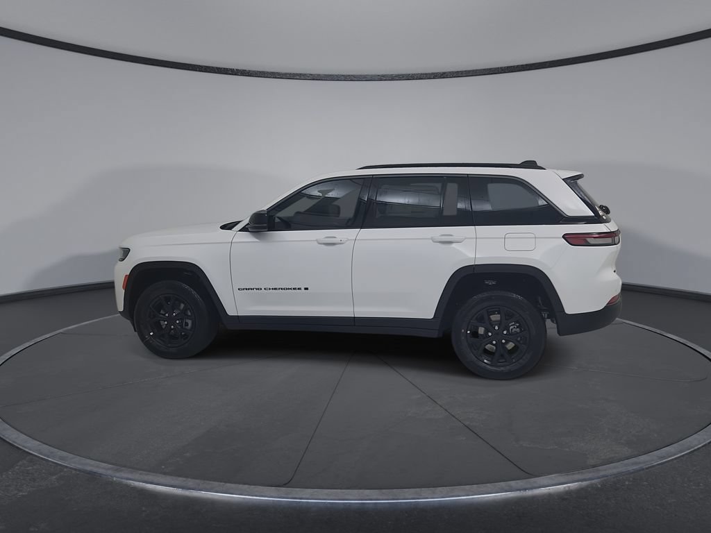 New 2026 Jeep Grand Cherokee Altitude AWD/4WD image 8