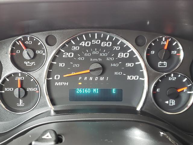 Used 2017 Chevrolet Express 2500 LS image 24