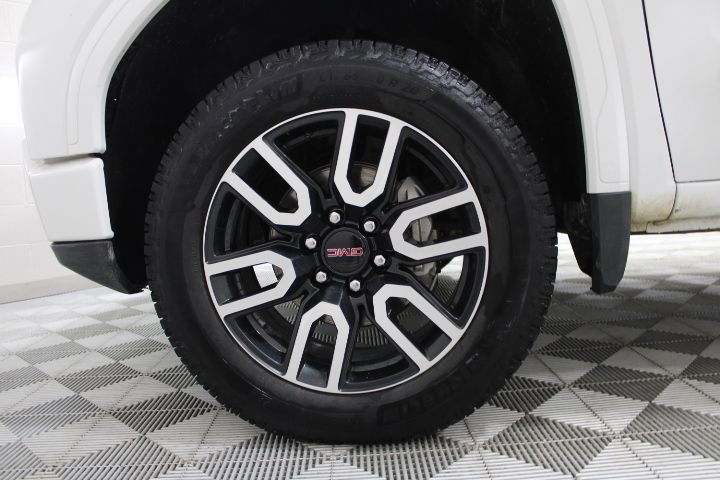 Used 2024 GMC Sierra 1500 AT4 w/ Technology Package image 48