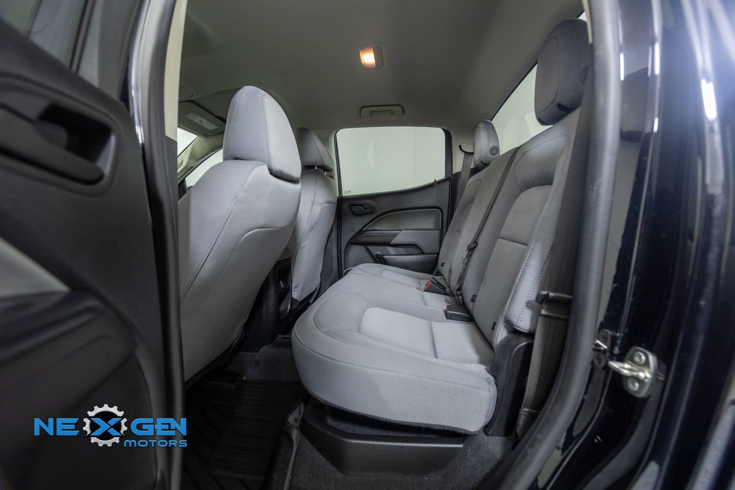 Used 2020 Chevrolet Colorado W/T w/ WT Convenience Package RWD image 27