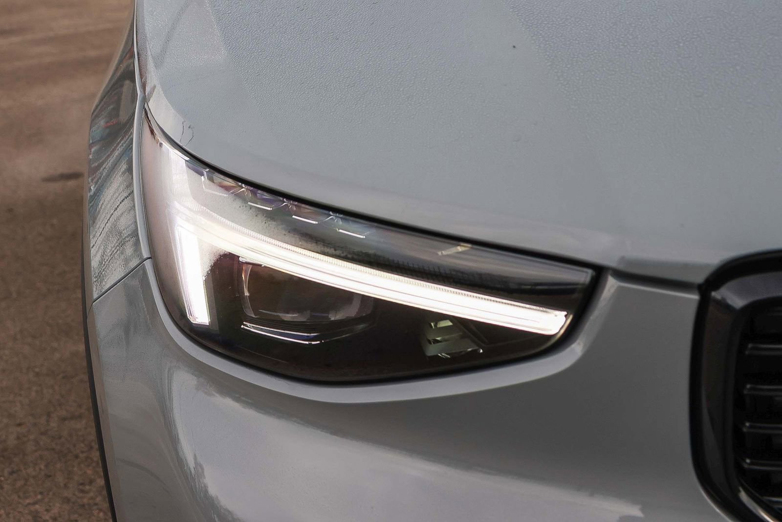 New 2026 Volvo XC40 B5 Ultra w/ Climate Package image 16