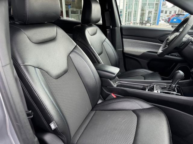 Used 2024 Jeep Compass Latitude w/ Altitude Special Edition image 11