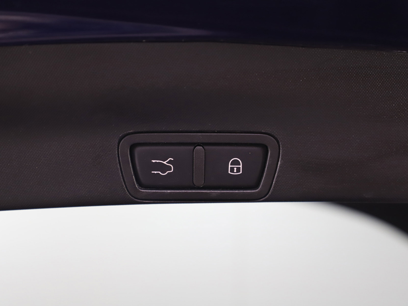 Used 2018 Alfa Romeo Stelvio Sport w/ Quick Order Package 22J Sport image 17