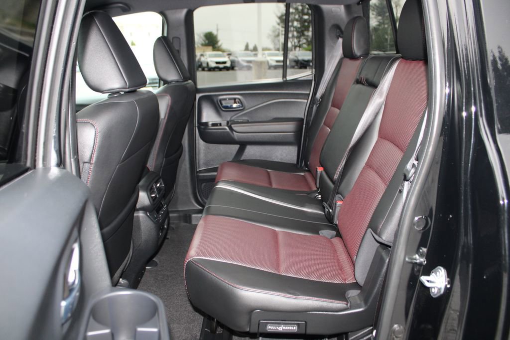 Used 2024 Honda Ridgeline Black Edition image 15