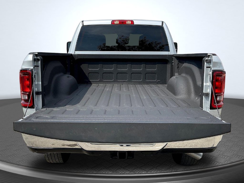 Used 2026 RAM 2500 Big Horn AWD/4WD image 9