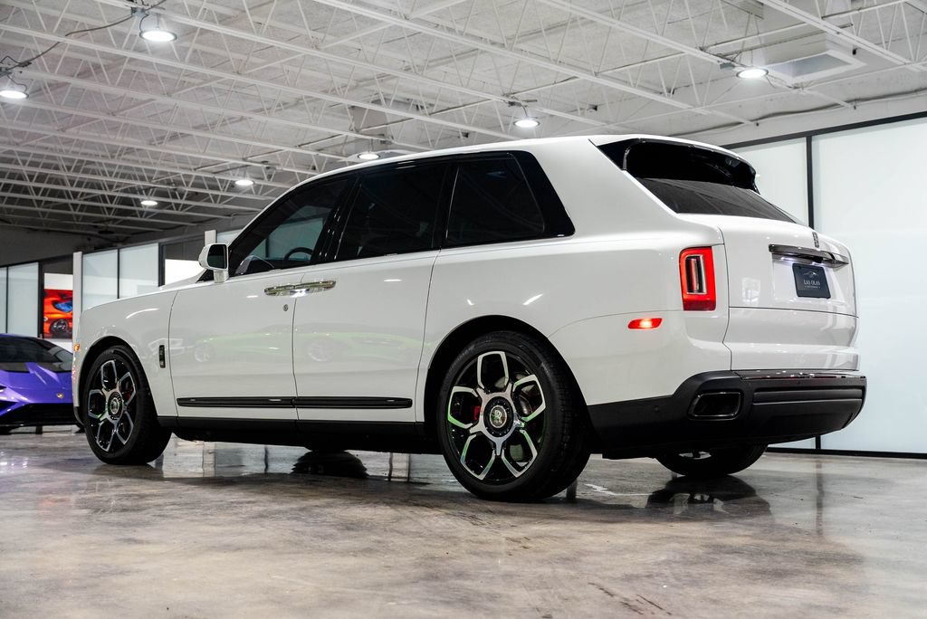 Used 2022 Rolls-Royce Cullinan Black Badge AWD/4WD image 13