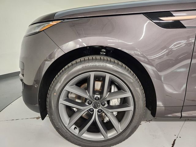 New 2026 Land Rover Range Rover Sport SE image 11