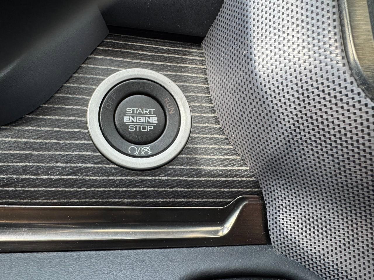 Used 2022 RAM 3500 Limited image 23