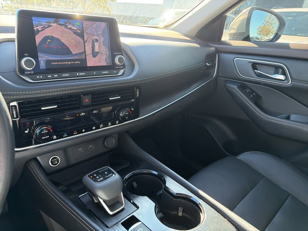 Used 2021 Nissan Rogue SL image 41