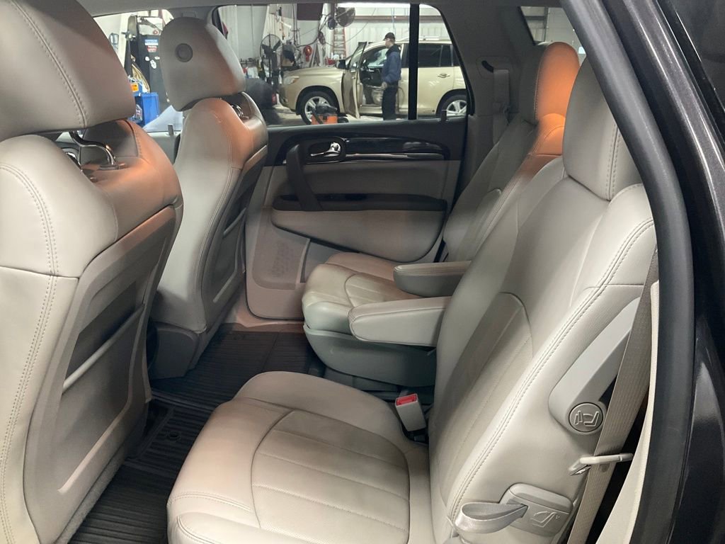Used 2017 Buick Enclave Leather w/ Trailering Package image 19