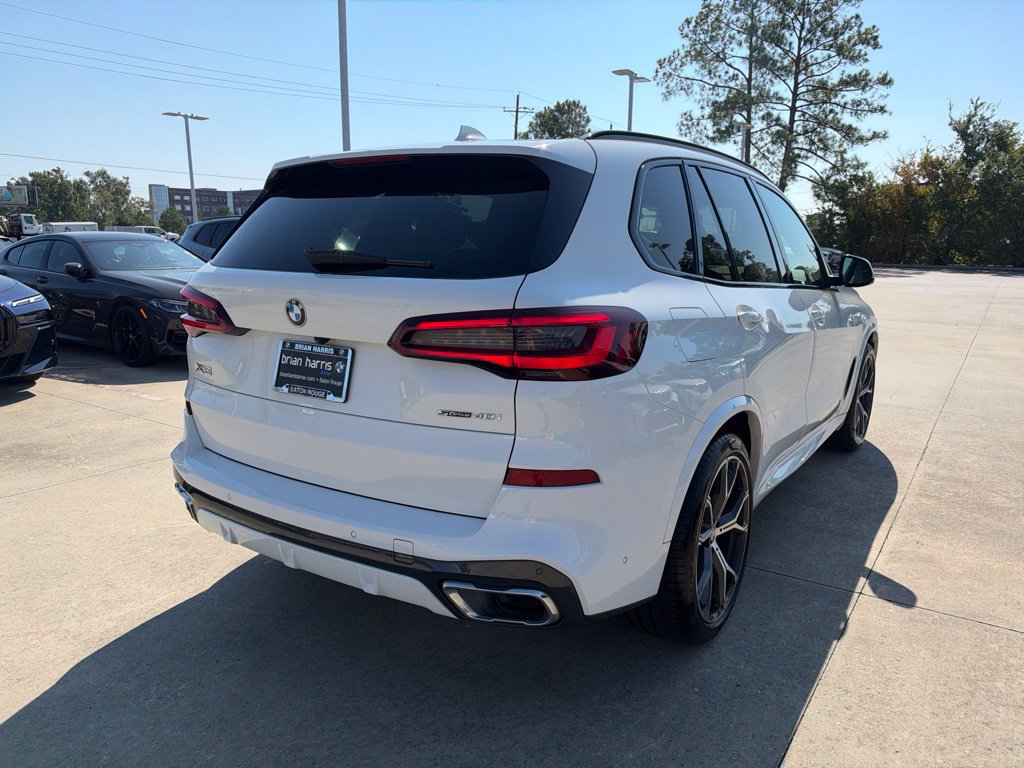 Used 2022 BMW X5 sDrive40i w/ M Sport Package RWD image 5