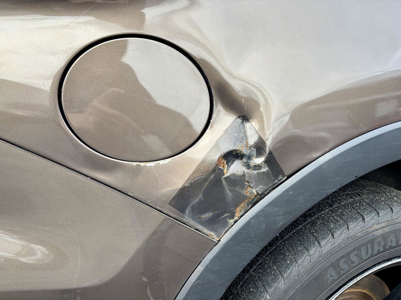 Used 2015 Ford Explorer XLT image 33